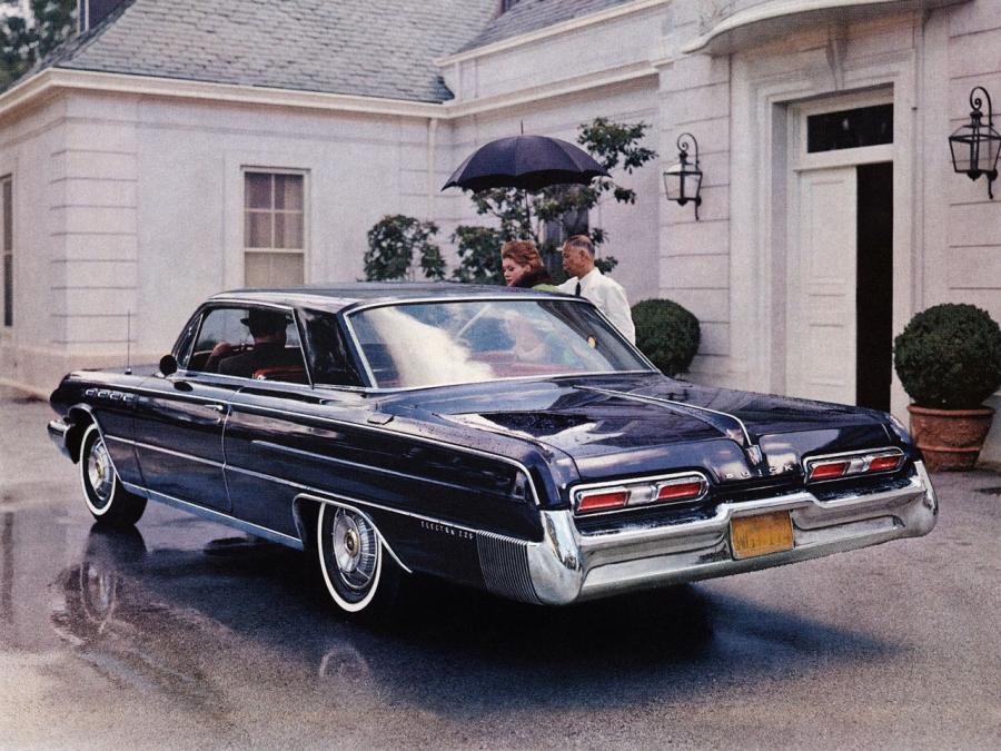  Buick Electra 225 2-Door Hardtop 1962 года  (фото 2 из 2)